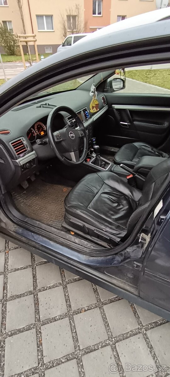 Opel vektra 1.9 CDTI na opravu - 4