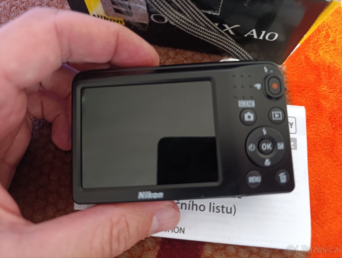 Fotoaparát Nikon Coolpix A10 - 4