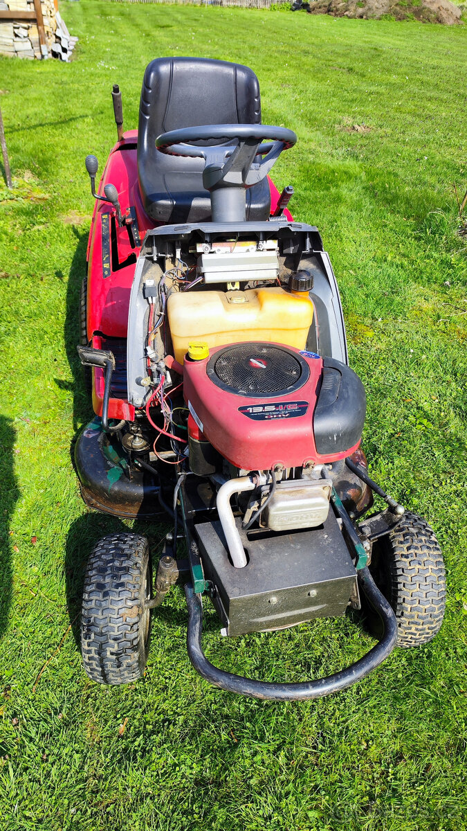 zahradní traktor - 4