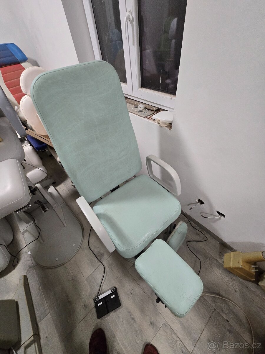Elektrické Pedikérské křeslo AKCE zelené gerlach - 4