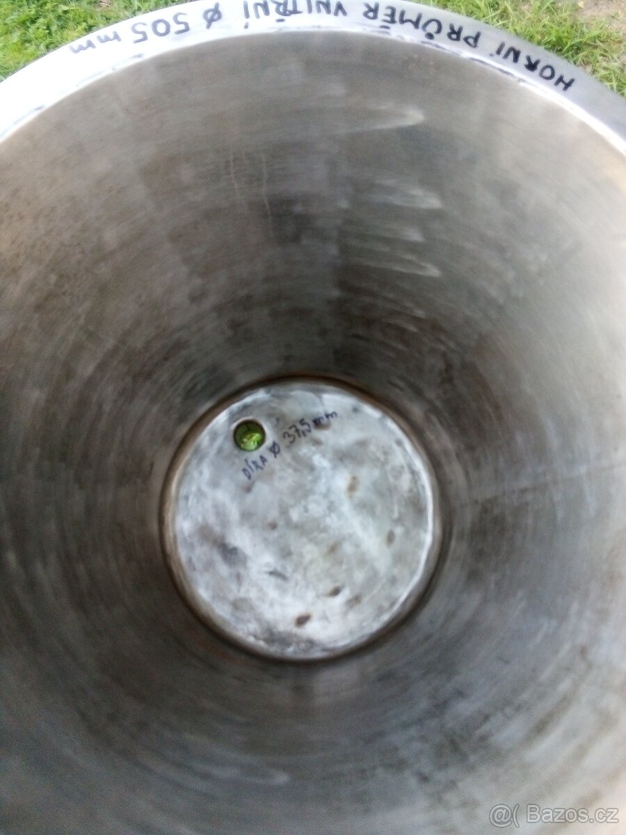 Nerezová INOX nádoba s lemem, výpustní dírou a přírubou. - 4