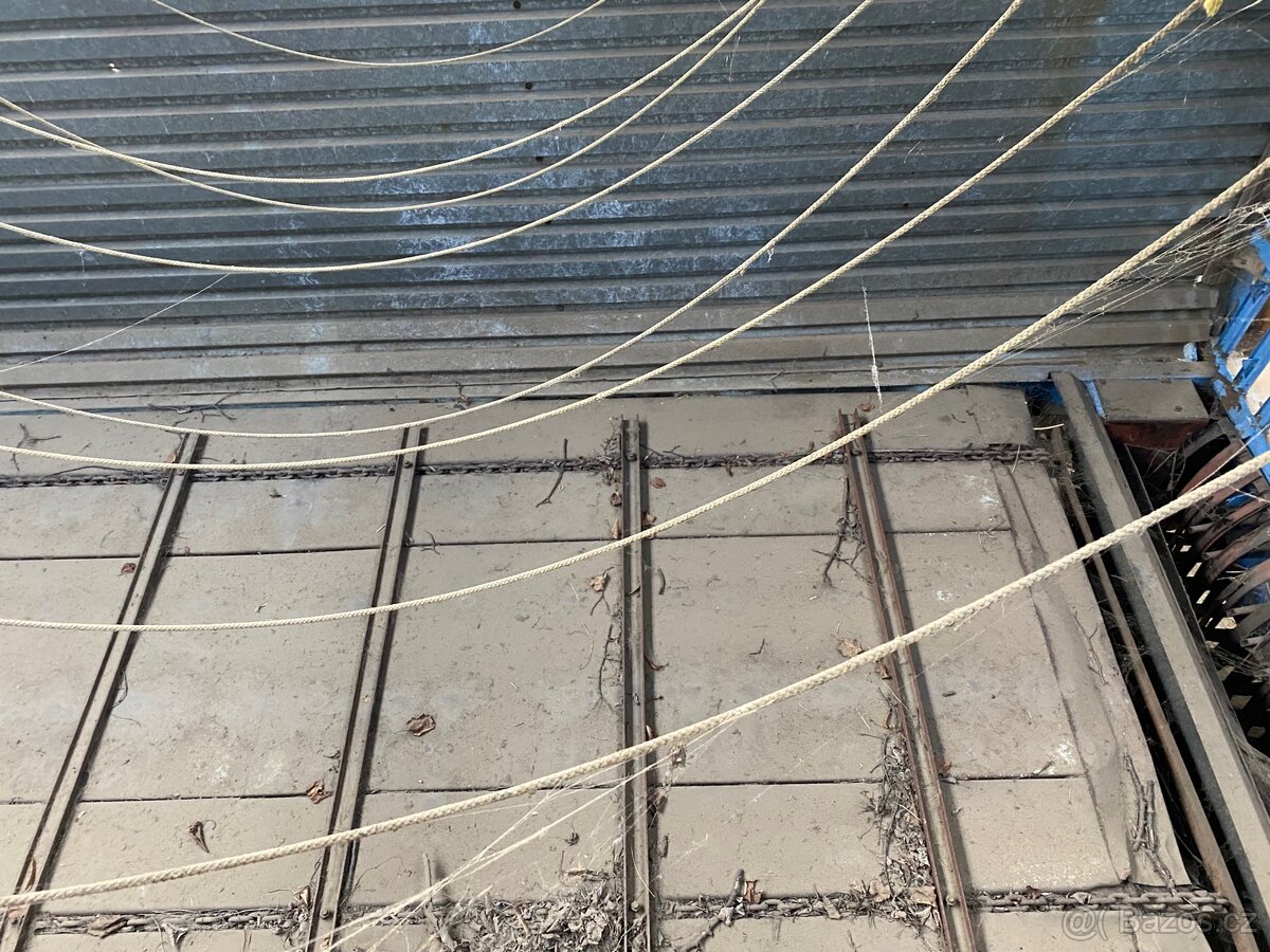 MV3-042 sběrací vůz - 4