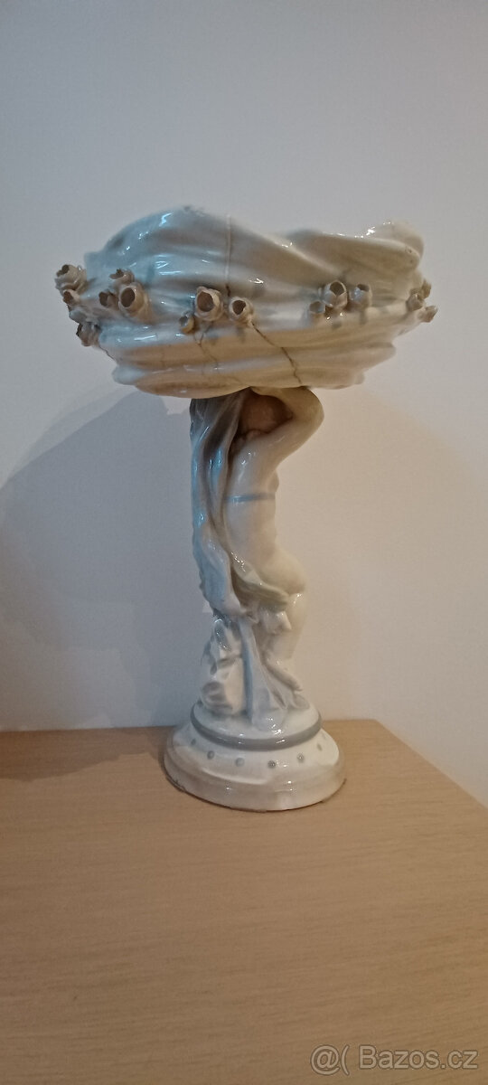 Misa na podstavci - 4