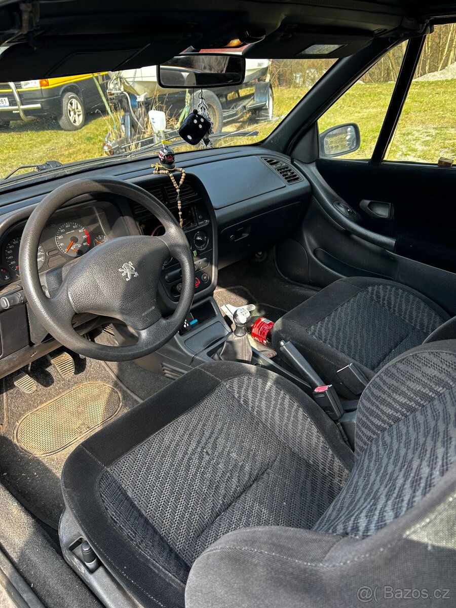 Peugeot 306 CABRIO 1.6i - 4