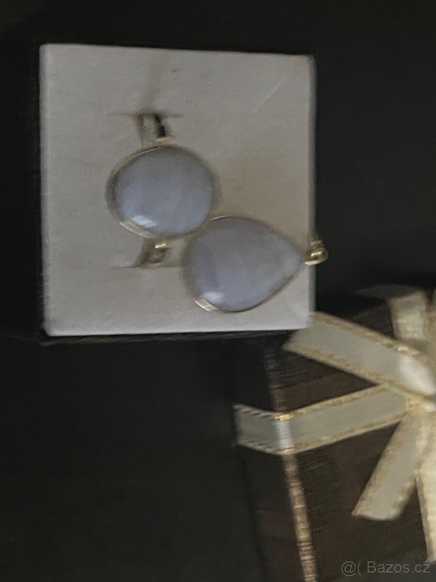 Zlatá sada prsten a přívěsek s chalcedonem - 4