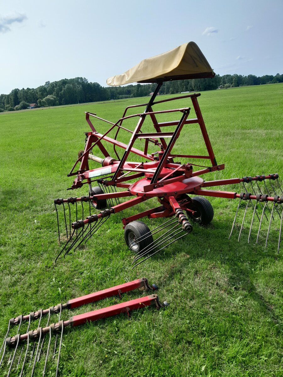 Prodám nesený shrnovač sena Pottinger 321 U - 4