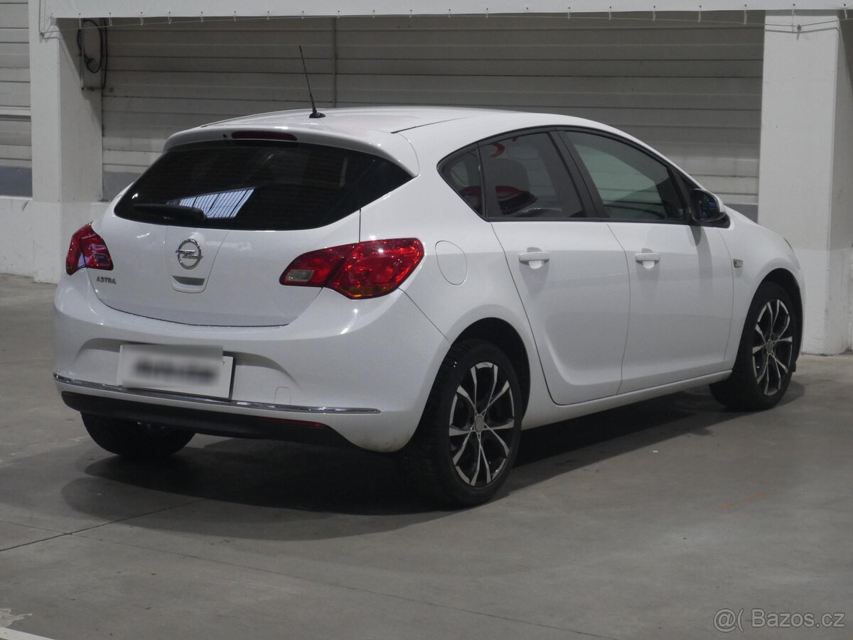 Opel Astra 1.4T , 103 kW LPG + benzín, 2015 - 4