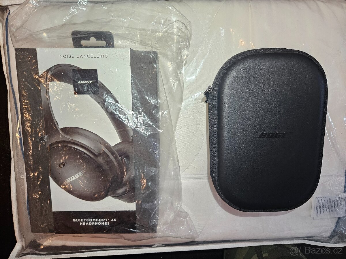 Bose QuietComfort 45 - 4