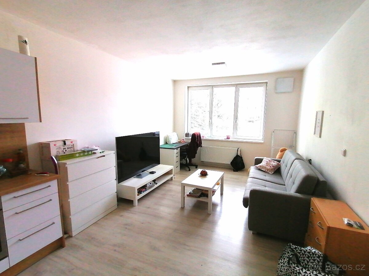 Pronájem novostavby bytu 1+kk, 34 m². Medlánecká 3, Brno - Ř - 4
