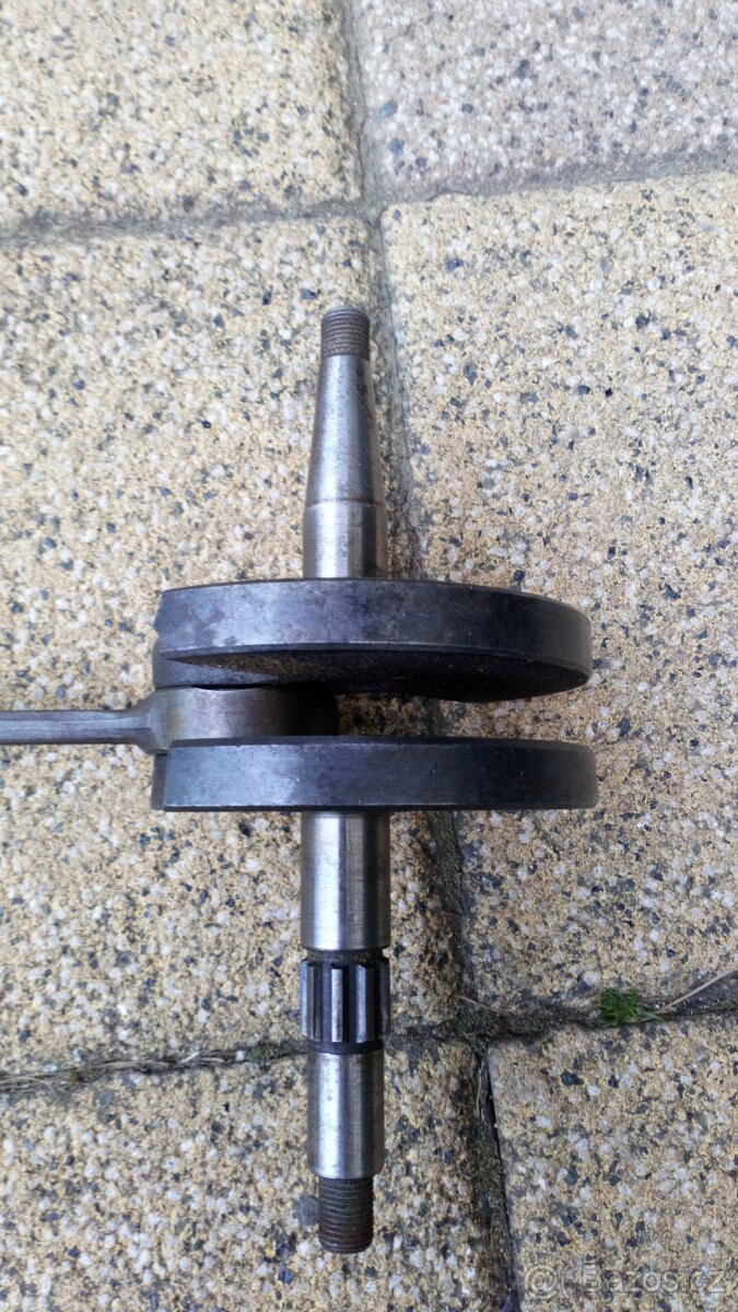 Kliková hřídel moto veterán - 4