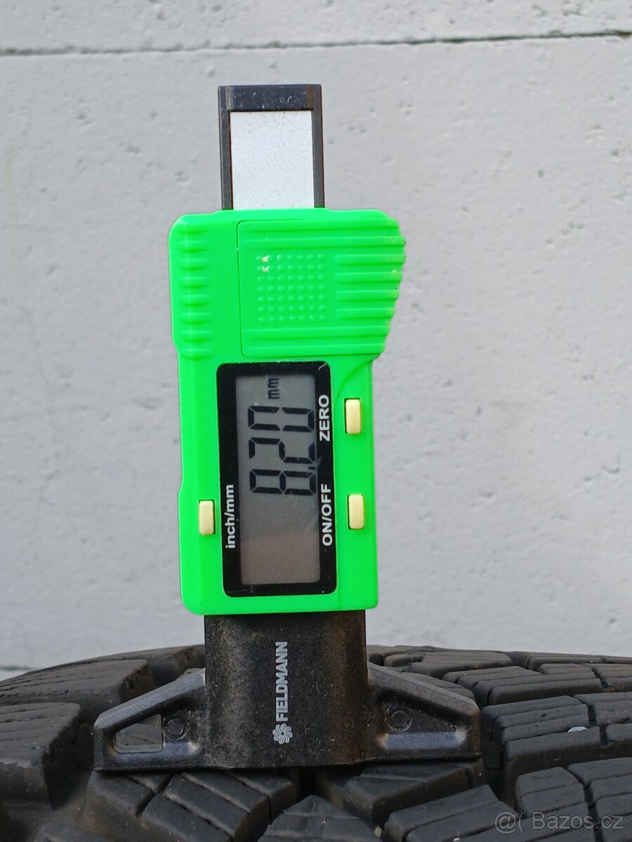 Zimní pneu Fulda Kristall Control HP2 235/45/18 vzorek 8mm - 4