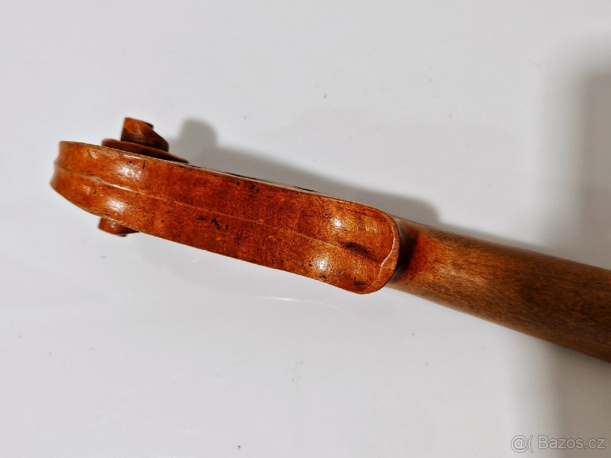 Staré housle - 4