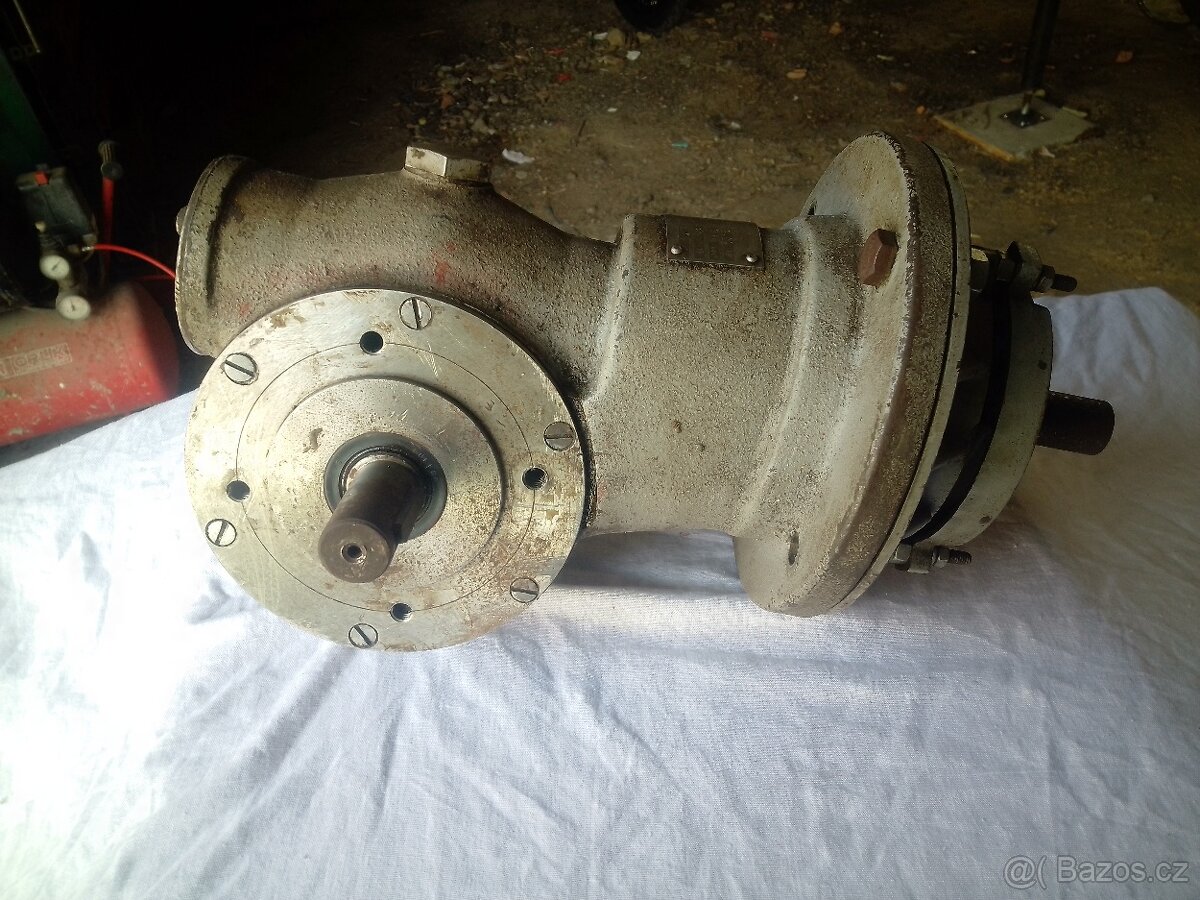 šneková převodovka - 4