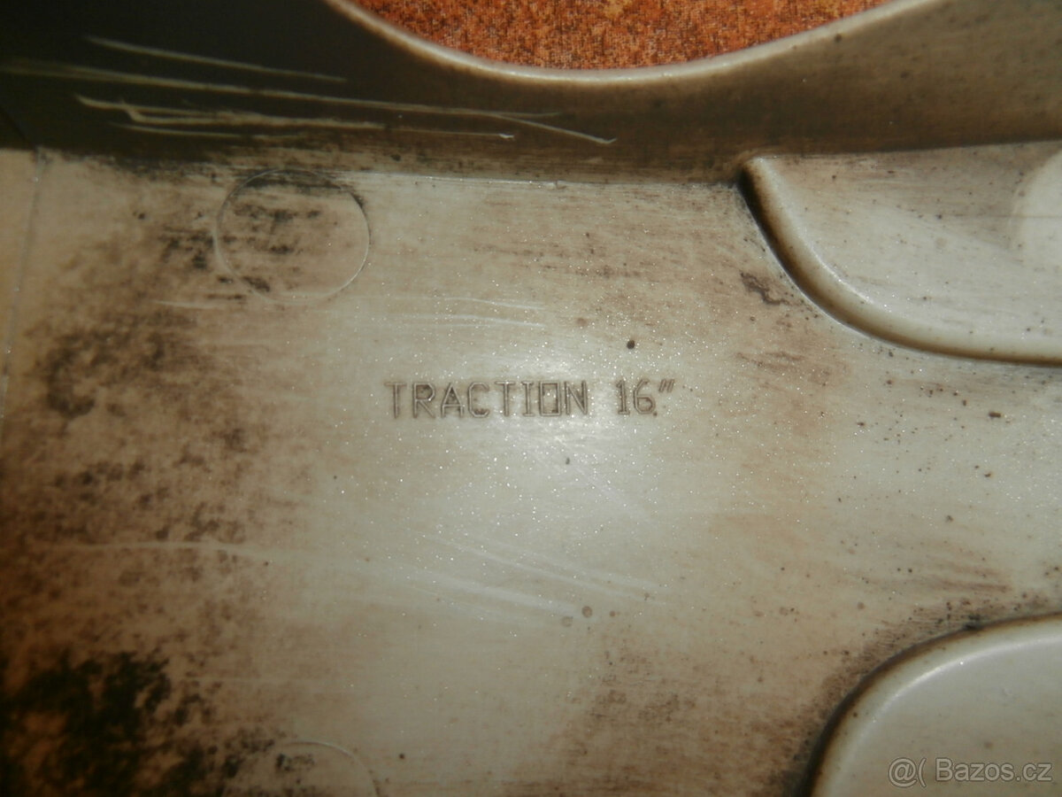 Poklice - 16" - Renault Master - original - 1ks - 4