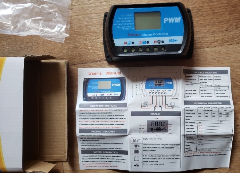 Solární regulátor 10A nabíjení s LCD displejem 12V24V Auto - 4