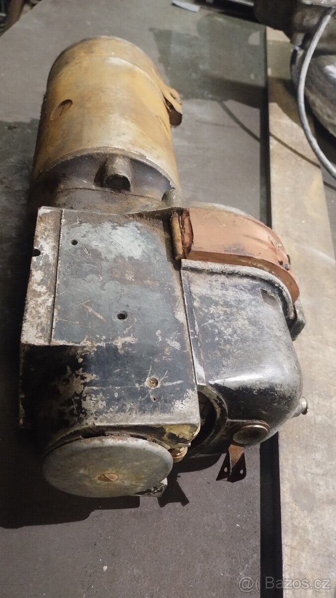 Rozdělovač,dynamo Scintilla - 4