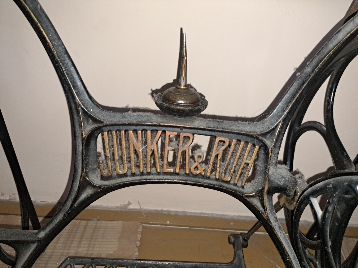 Šicí stroj Junker&Ruh - 4