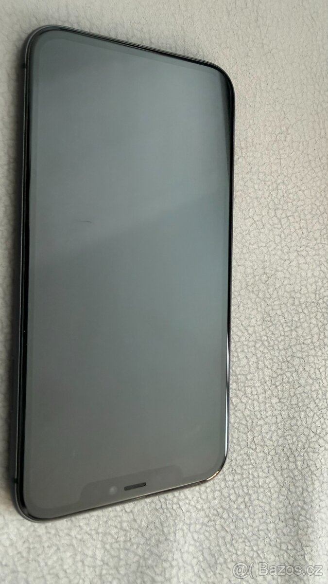 Apple iPhone 11, 64GB Black - 4