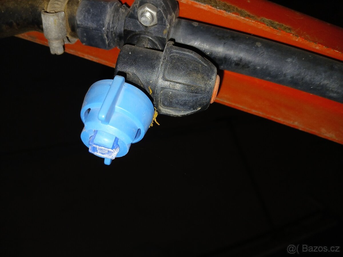 Nesený postřikovač Agromechanika - 4