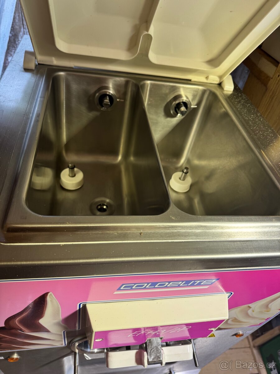 Zmrzlinový stroj - 4