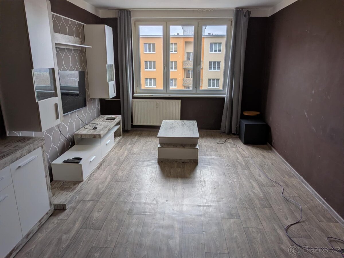 Prodej bytu 2+1 DV, ul. Zahradní, Chomutov - 4