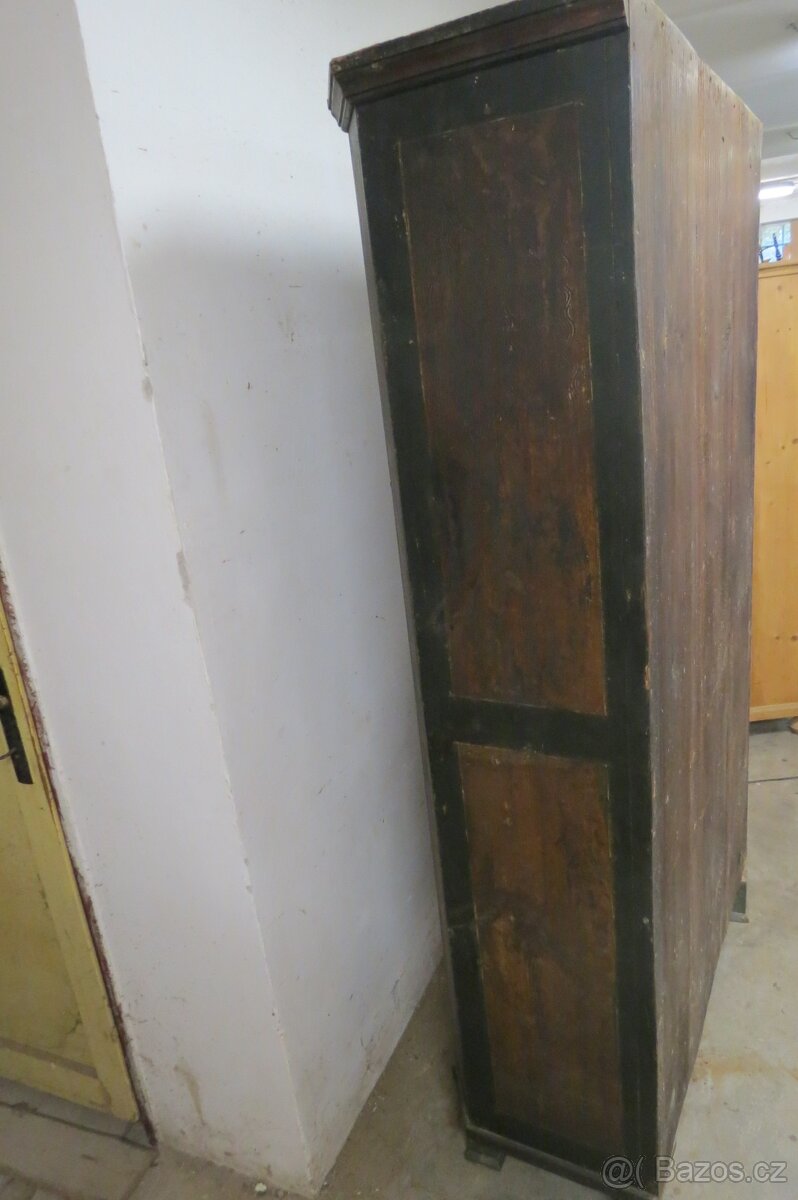 Malovaná skříň ze Šumavy - 4