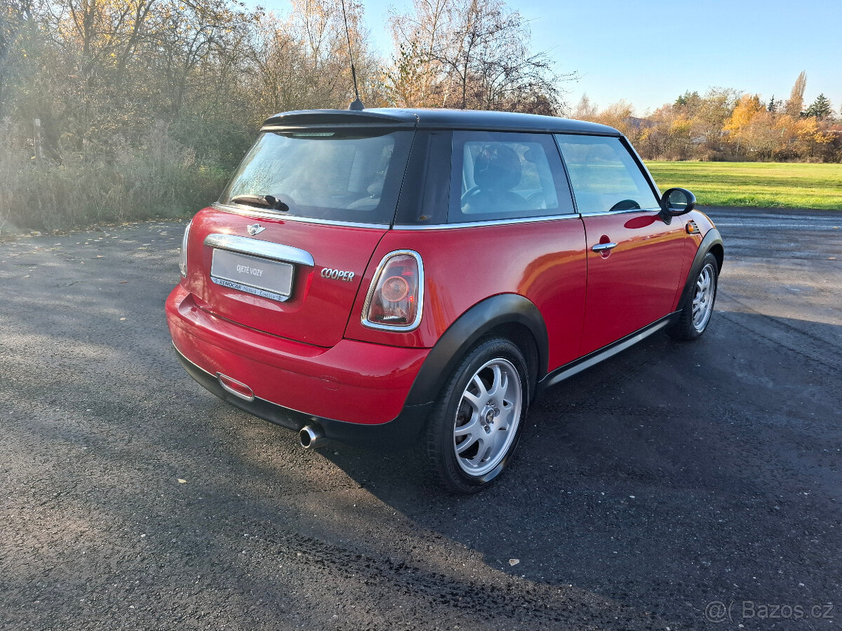 Mini Cooper 1.6 88kW,klimatizace,vyhřívané sedačky - 4
