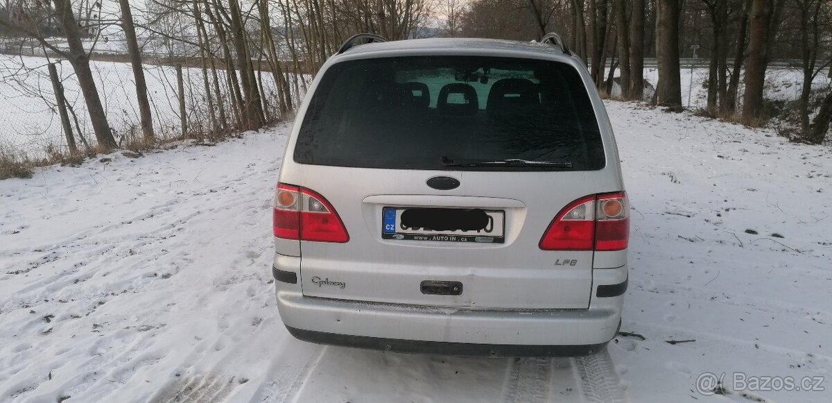 Ford Galaxy 2.0i GHIA na LPG - 4