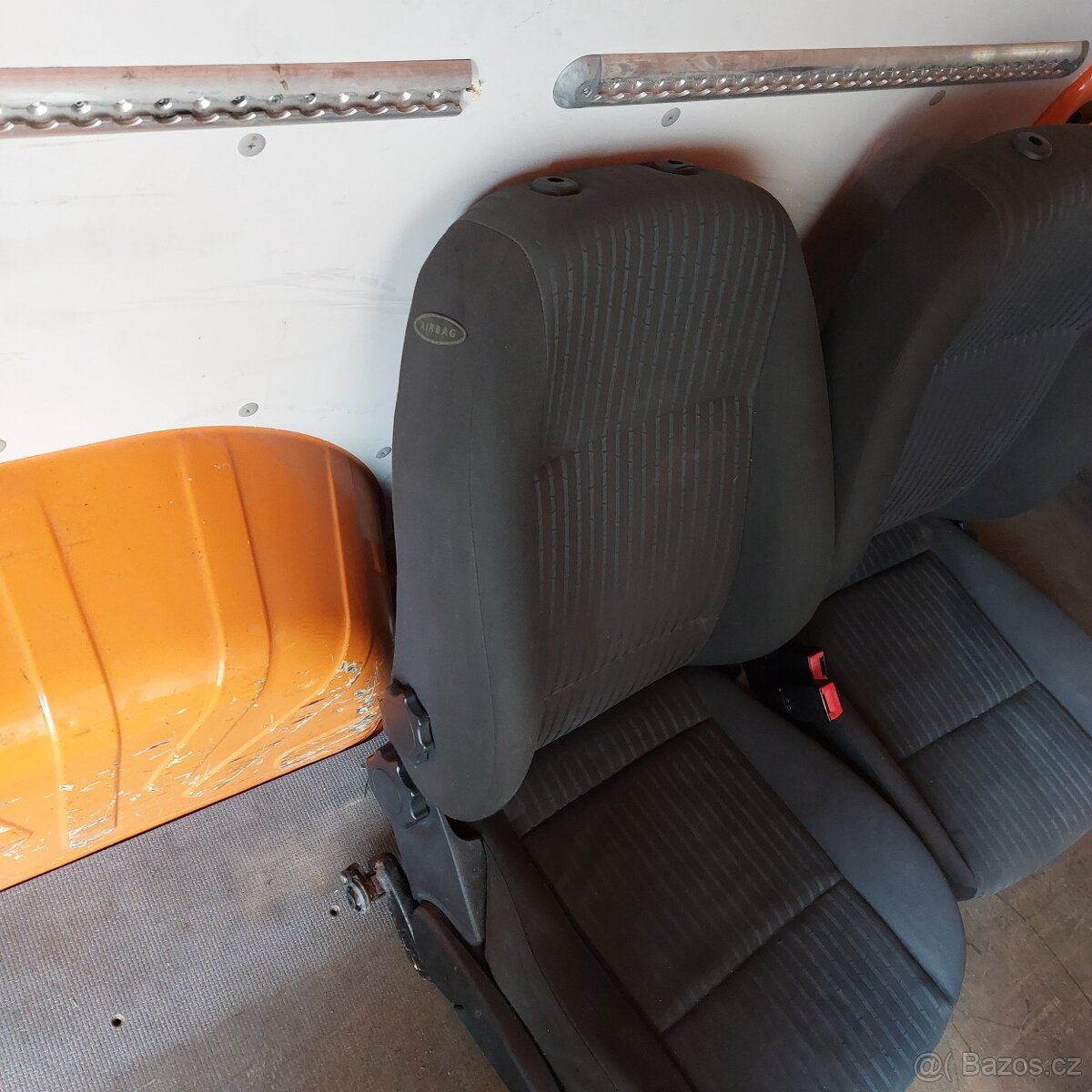 Škoda Octavia I-přední sedačky - 4