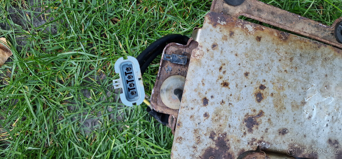 Vzduchový kompresor Cadillac SRX - 4