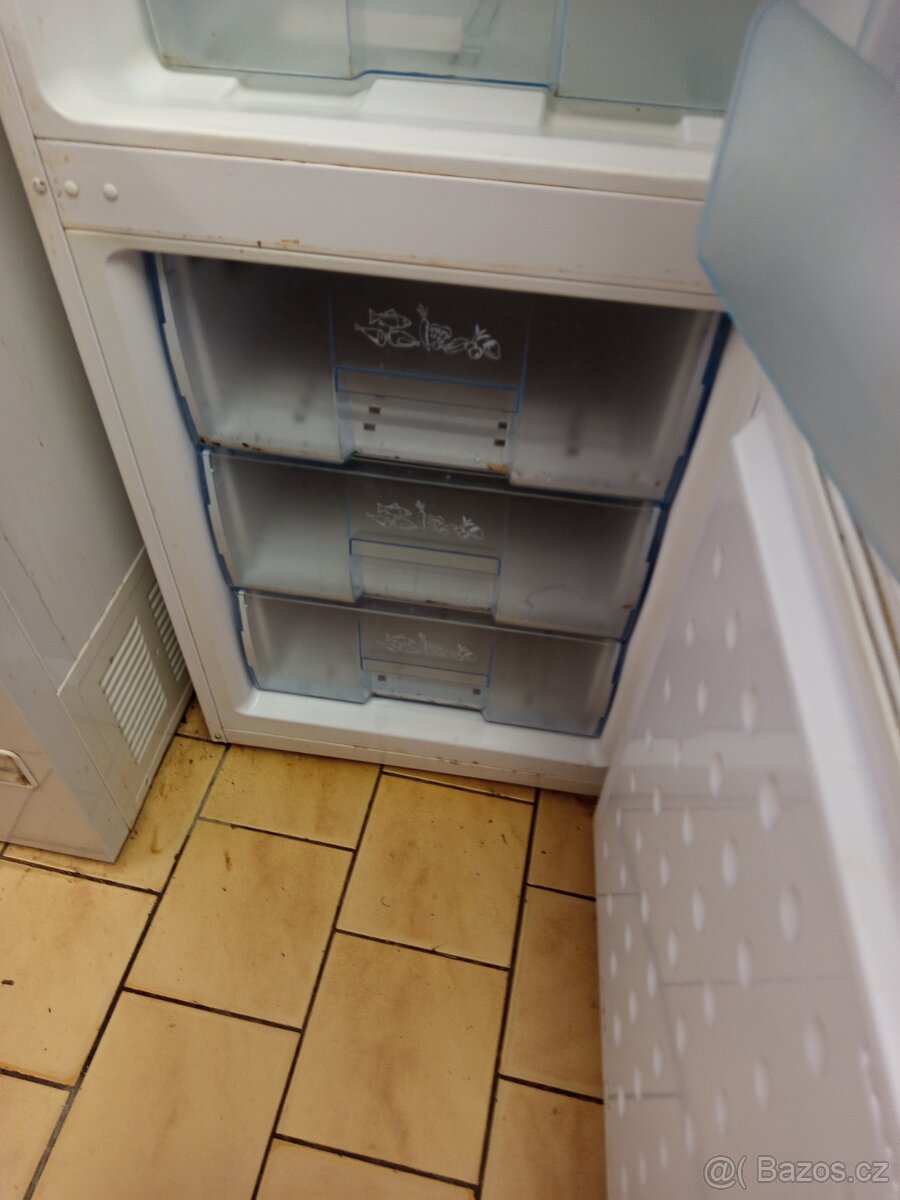 Kombinovaná lednice - 4