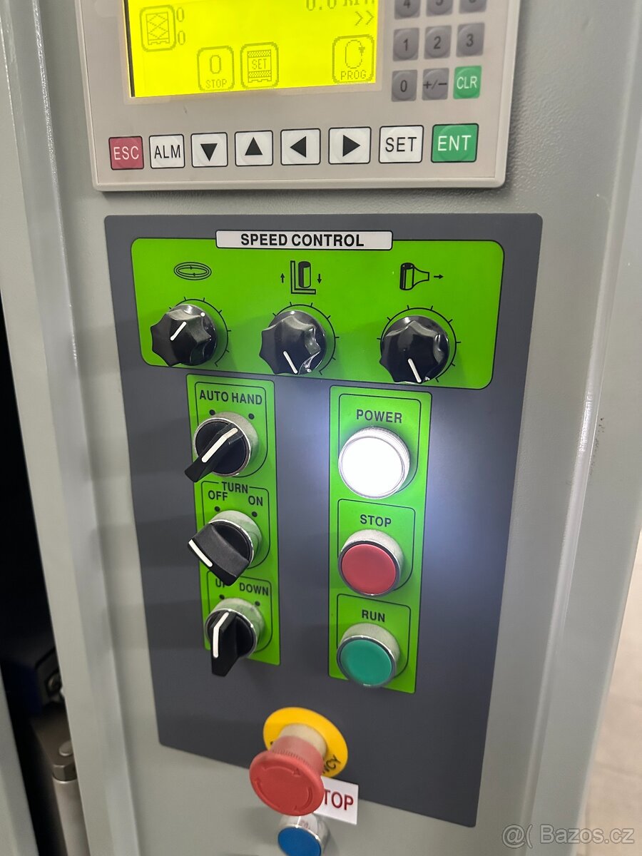 Ovinovací BALÍCÍ stroj ZWP 900Box - 4