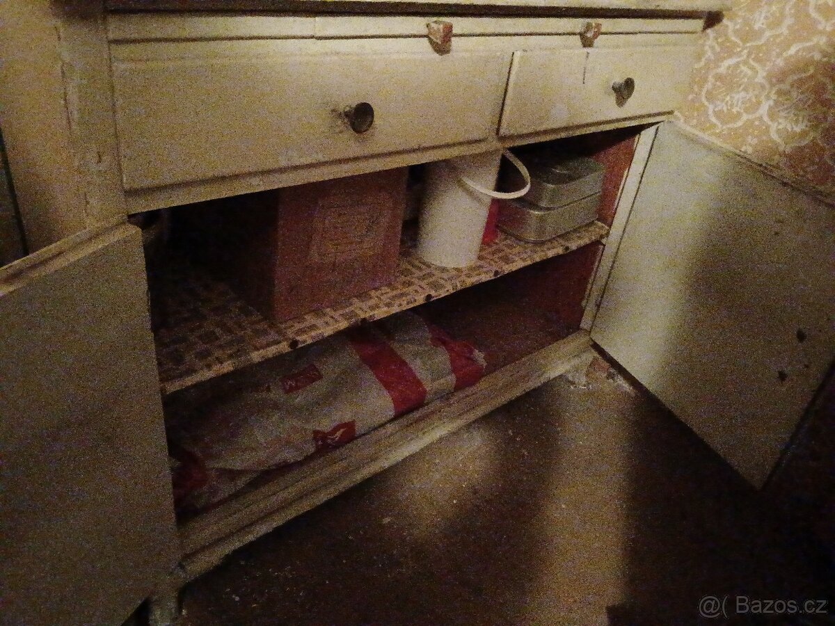 Kuchyňská skříňka - 4