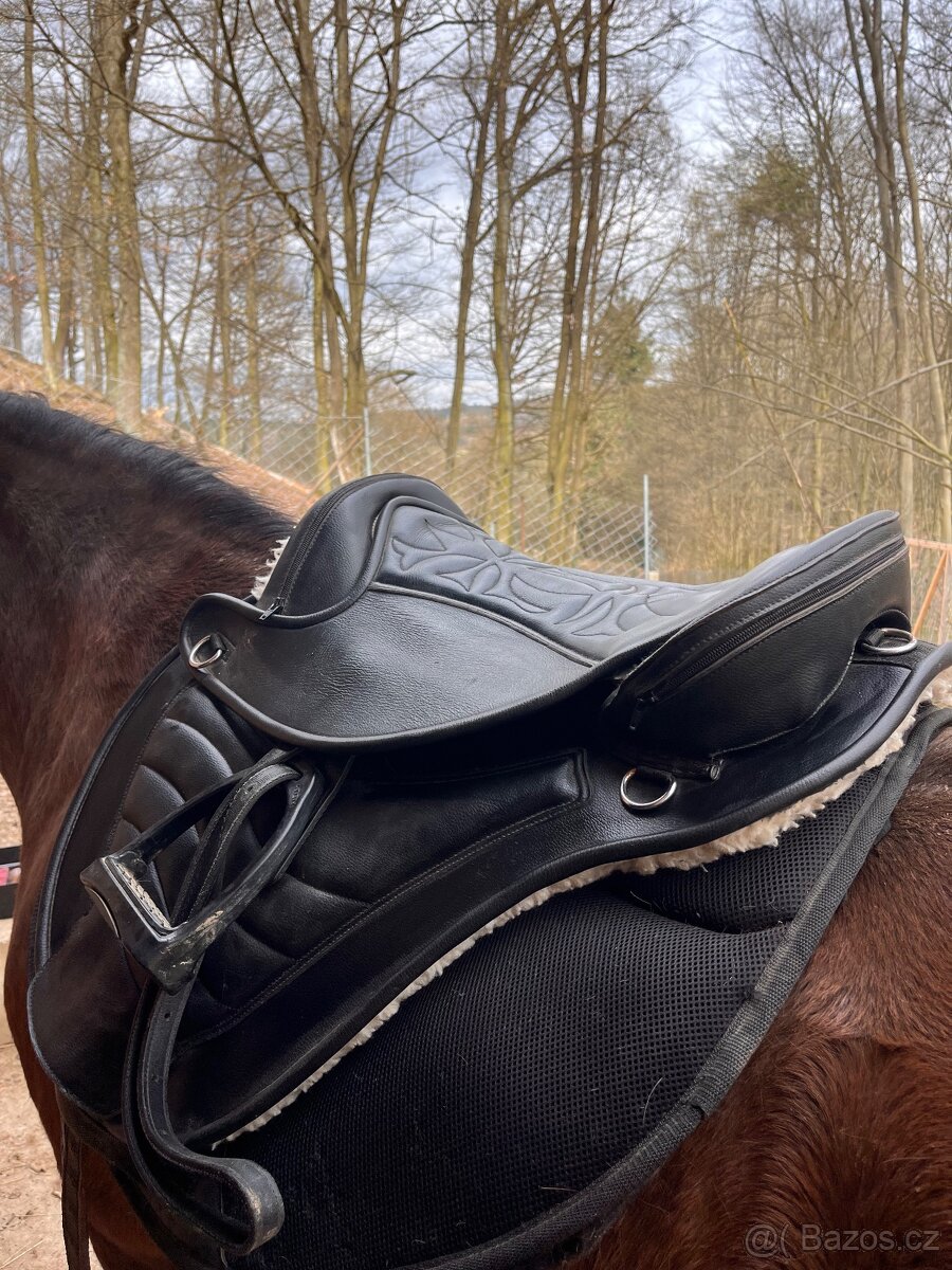 Bezkostrové sedlo FREEDOM 16 - 4