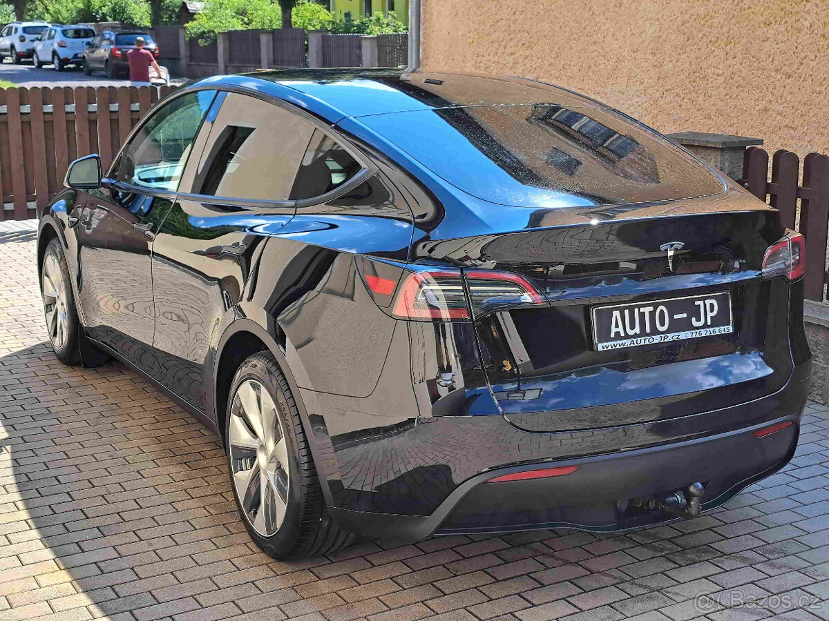 Tesla Model Y RWD Standard Range - 1901 - 4