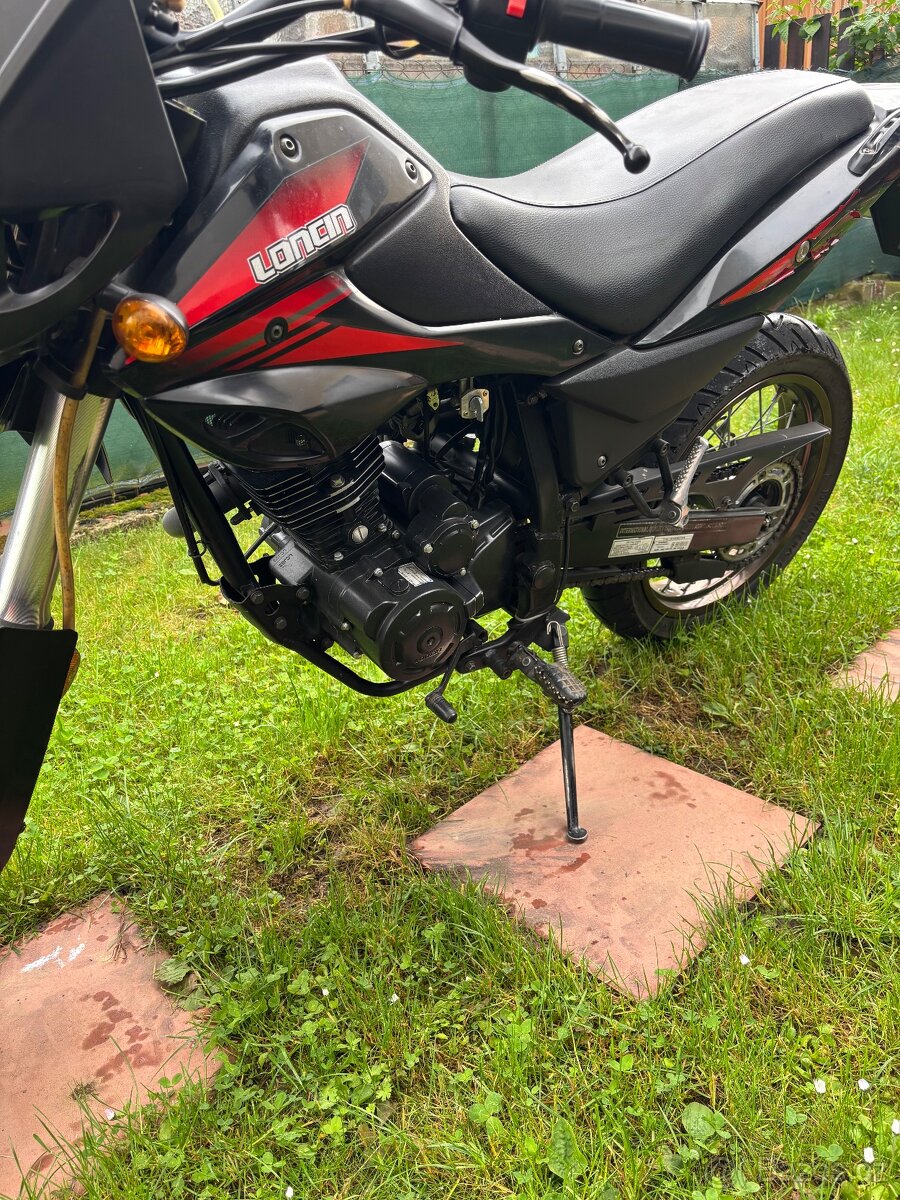 Motard 125