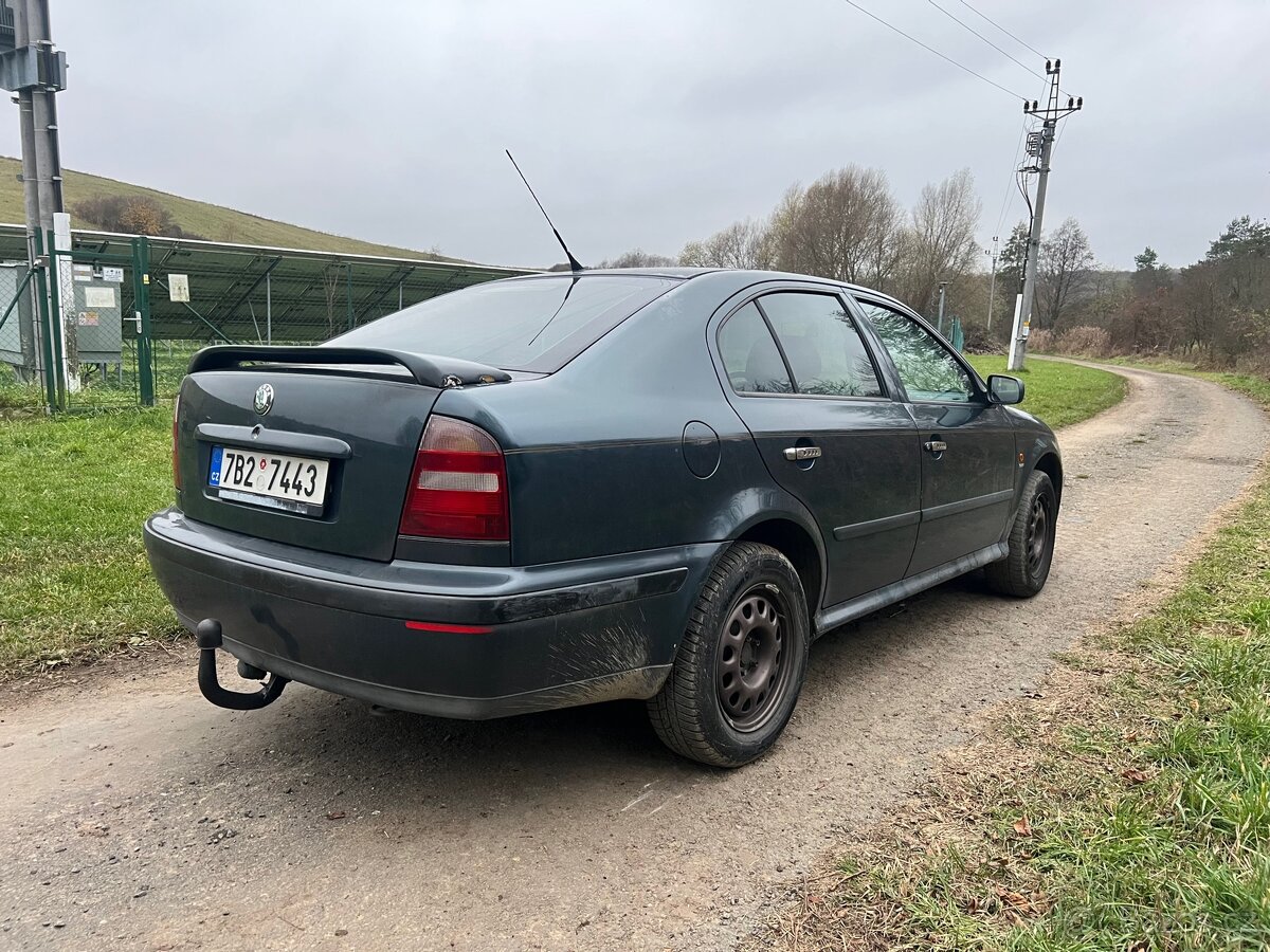 Škoda Octavia I 1.6 74kw - 4