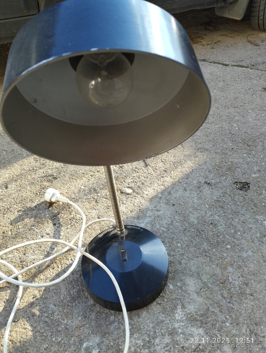 Retro lampička a ventilátor - 4