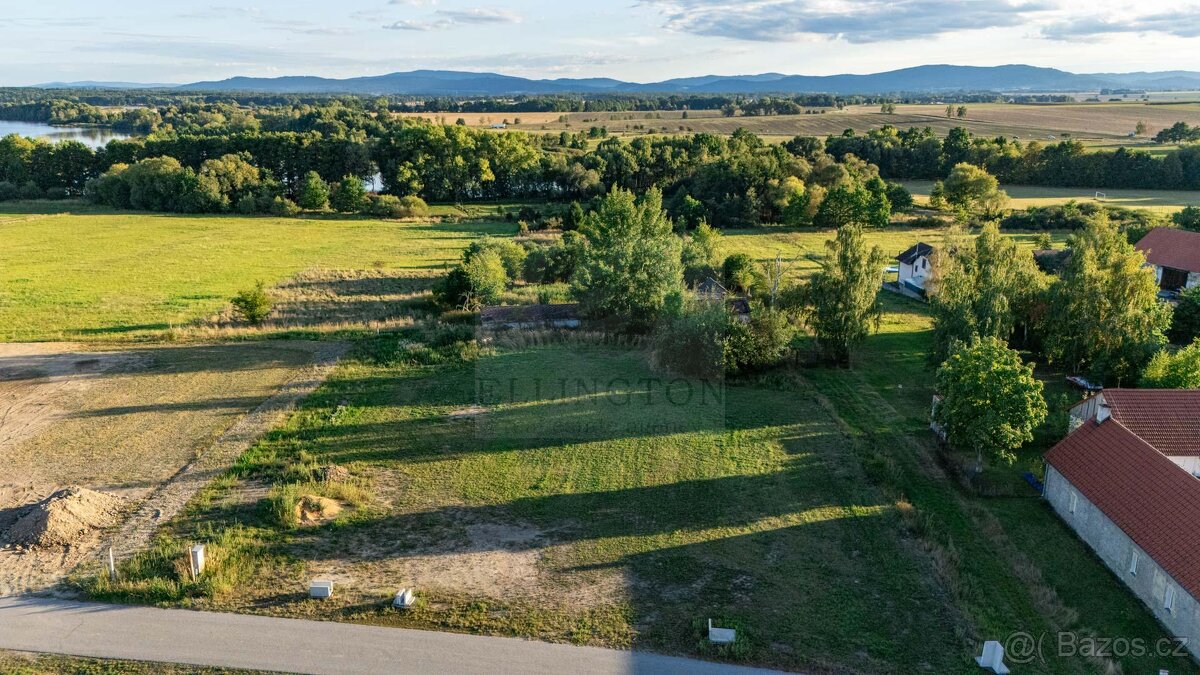 Krásný 1935m2, Plástivice - 4