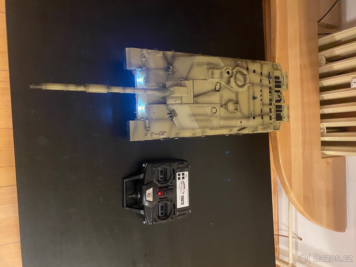 Challenger RC Tank 1:16 - 4