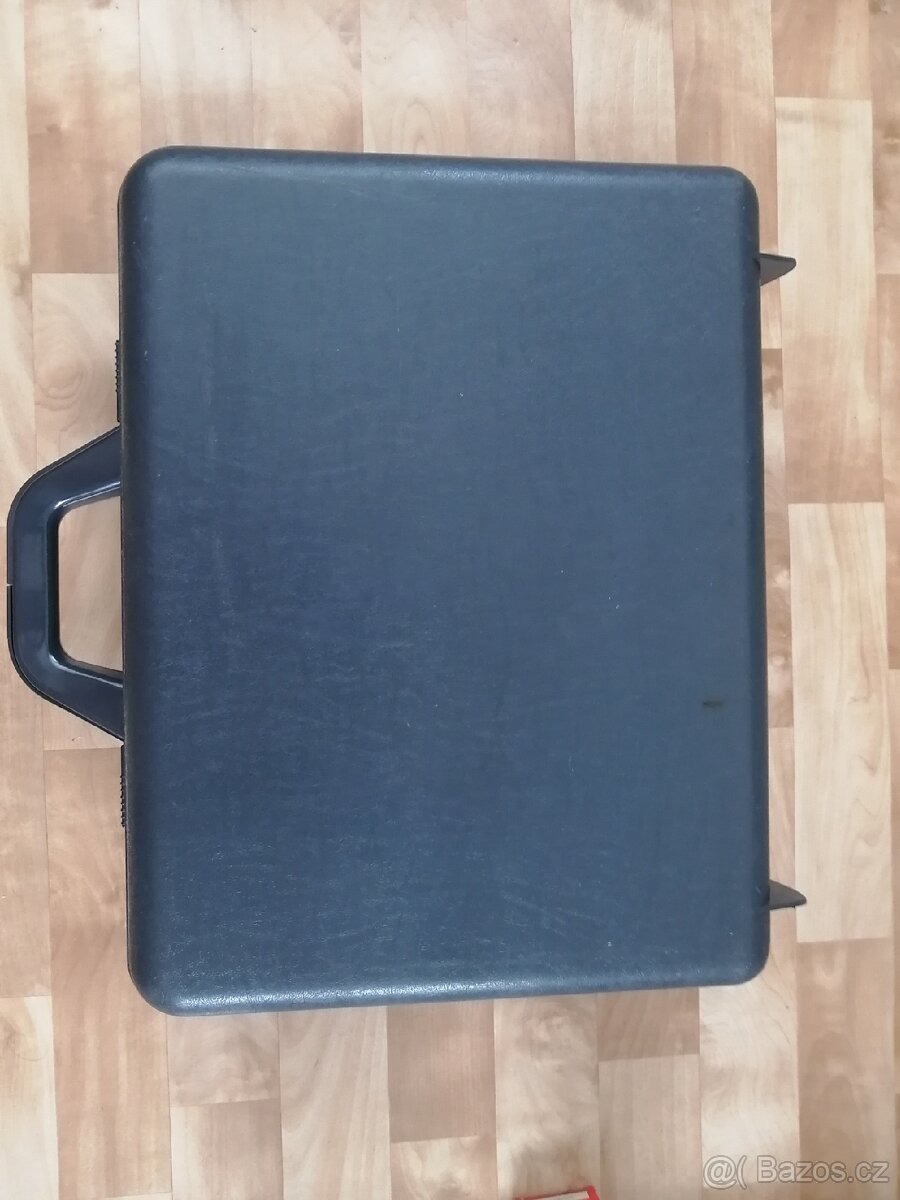 Psací stroj Consul - 4