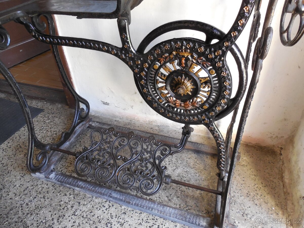 Šicí stroj Elastic Elastique a Singer - 4