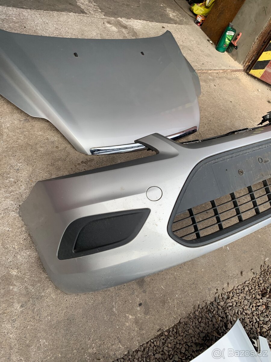 Ford Focus mk2 - přední část - stříbrná metalíza - 4