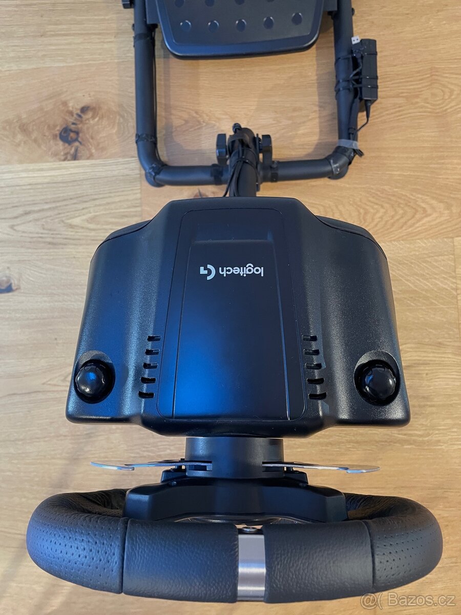 Logitech g920 s rámem - 4