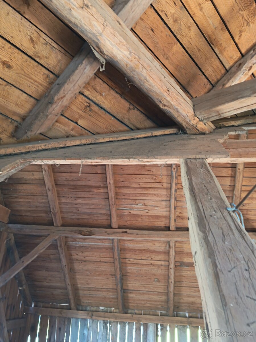 Prodám trámy ze staré stodoly. - 4