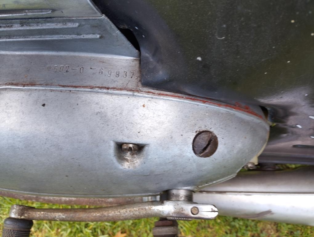 Jawa 250/592 - 4