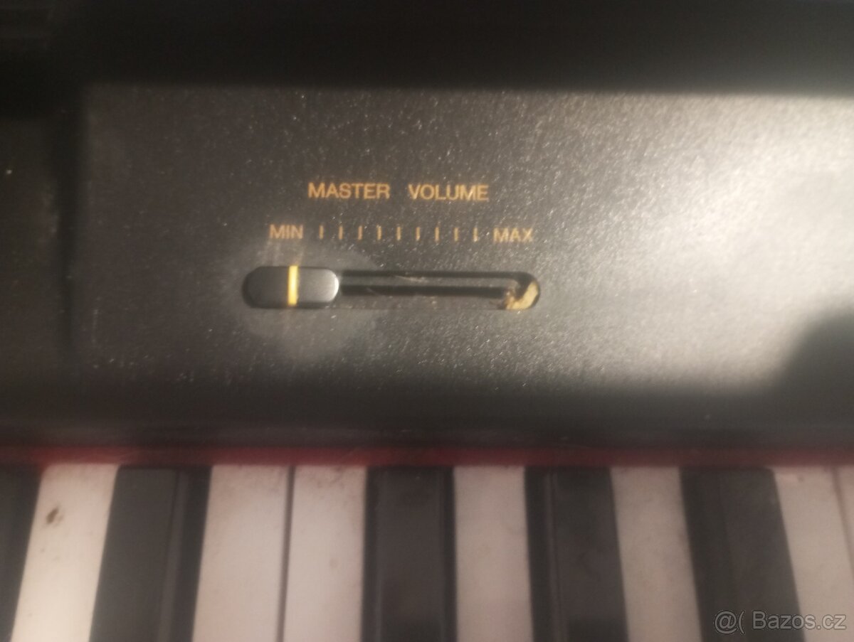 Yamaha clavinova - 4