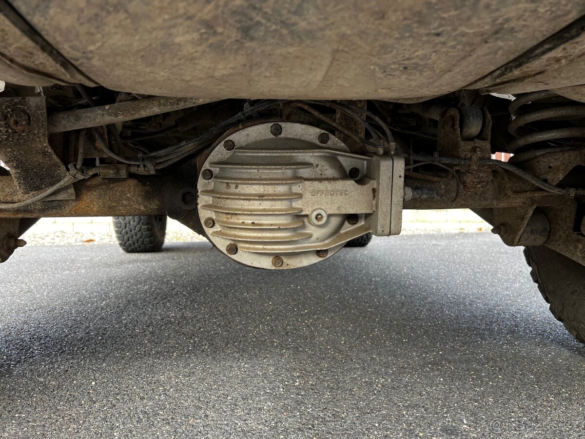 Jeep Grand Cherokee 2.5 - 4