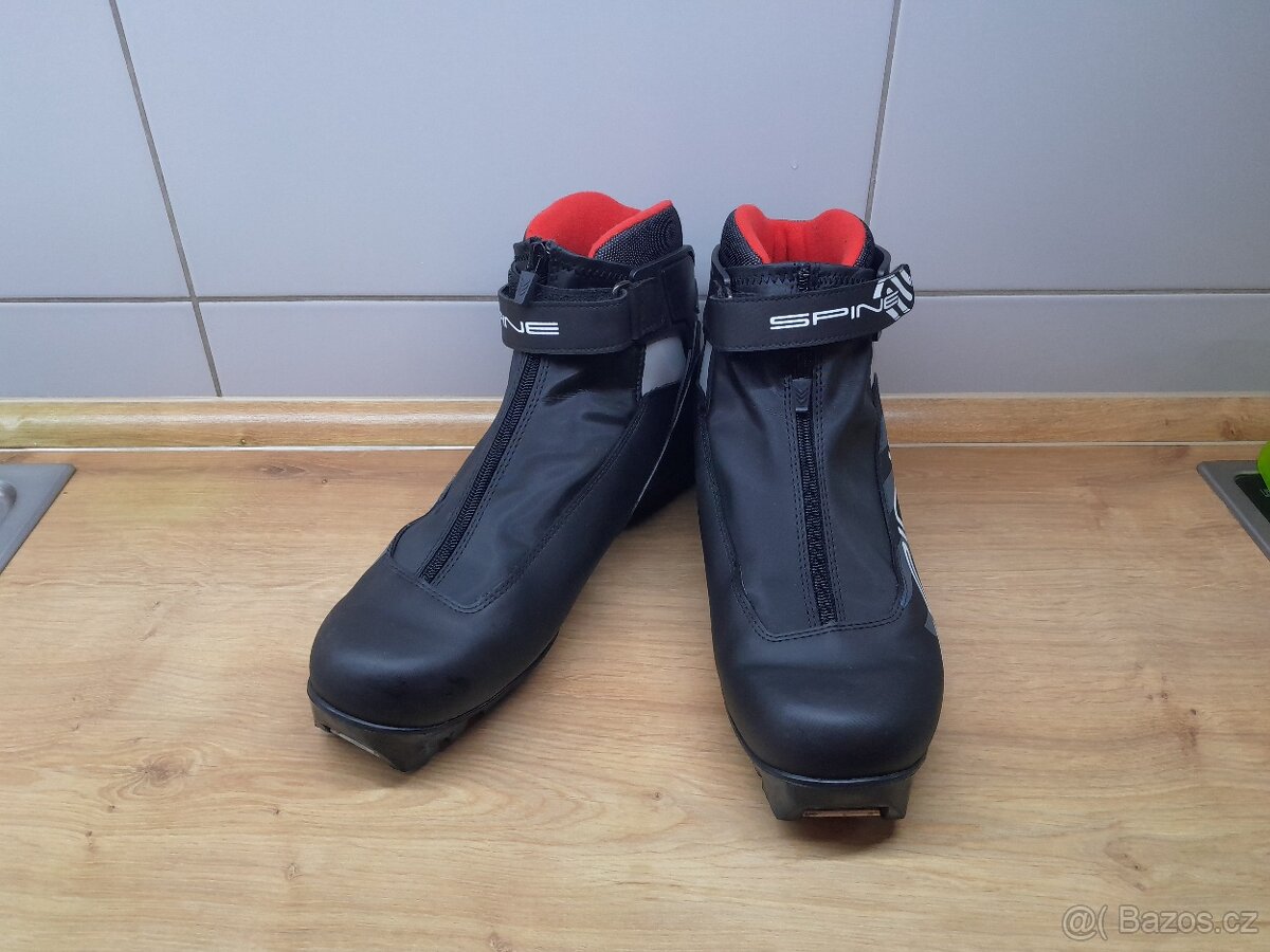 Prodám boty na běžky SKOL SPINE a lyžařskou bundu CRAFTAFT - 4