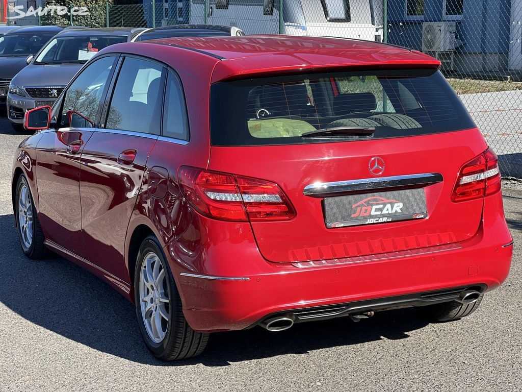 🚗 Mercedes-Benz B 180 CDi AUTOMAT 2013 TAŽNÉ ALU - 4